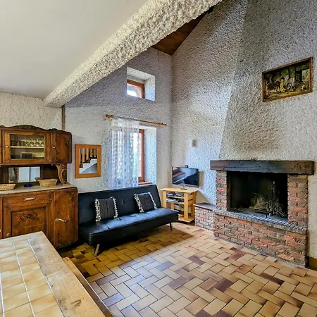 Maison De Nature Avec Grand Jardin Et Proximite La Chaise-dieu - Fr-1-582-242 Feriehus